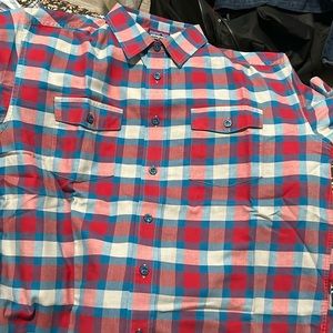 Patagonia - Men’s Organic Cotton Flannel Shirt